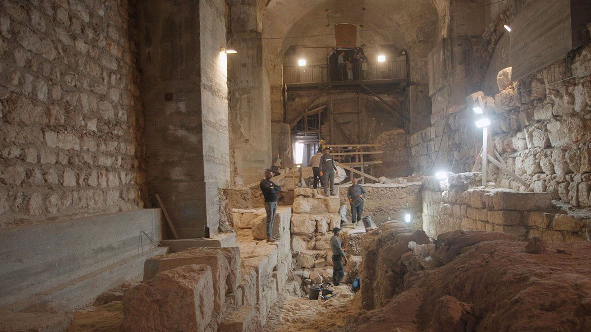 Discovery in Jerusalem's Old City Reveals Wall Dating Back to Era of First Hanukkah