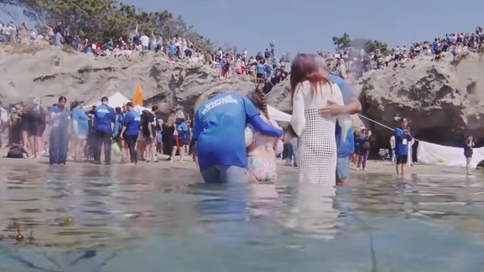 Supernatural Moment Sparks Thousands of Baptisms