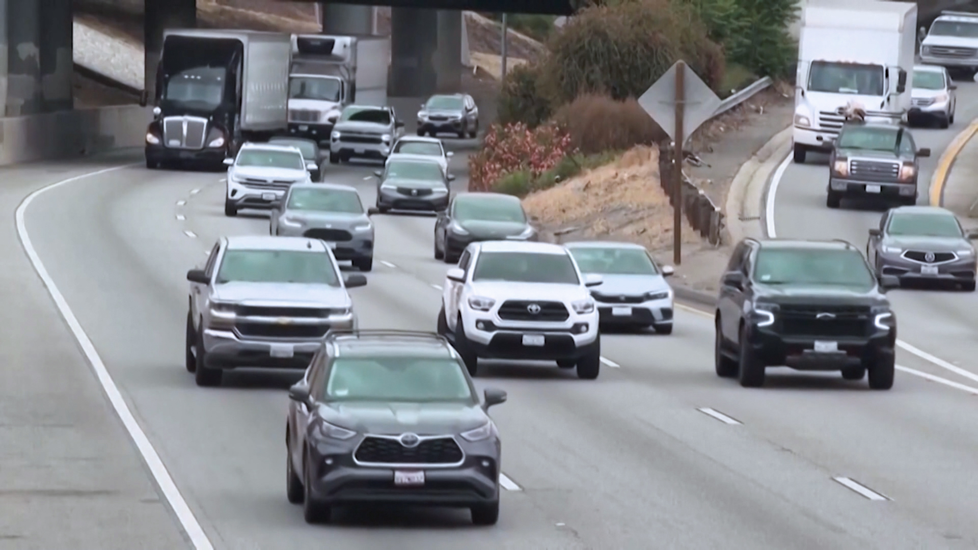 Airports and Roads Packed As Christmas Rings In As Busiest Travel Holiday on Record