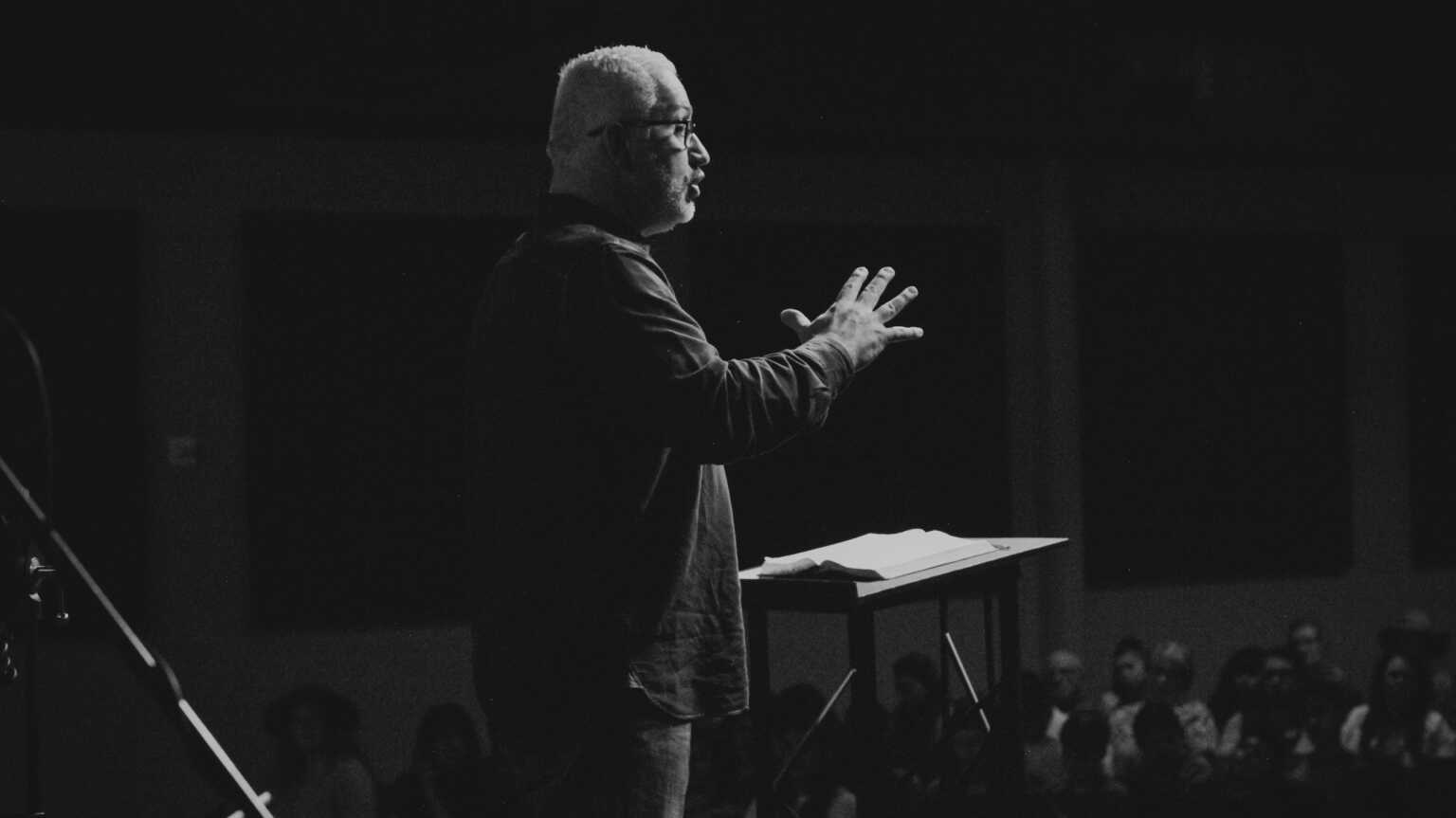 cbn.com - Tré Goins-Phillips - New Data on Pastors Reveals Concerning Trend in Contentment