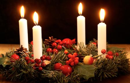 candles and advent wreath