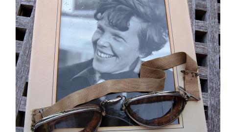 ameliaearhart_hdv.jpg